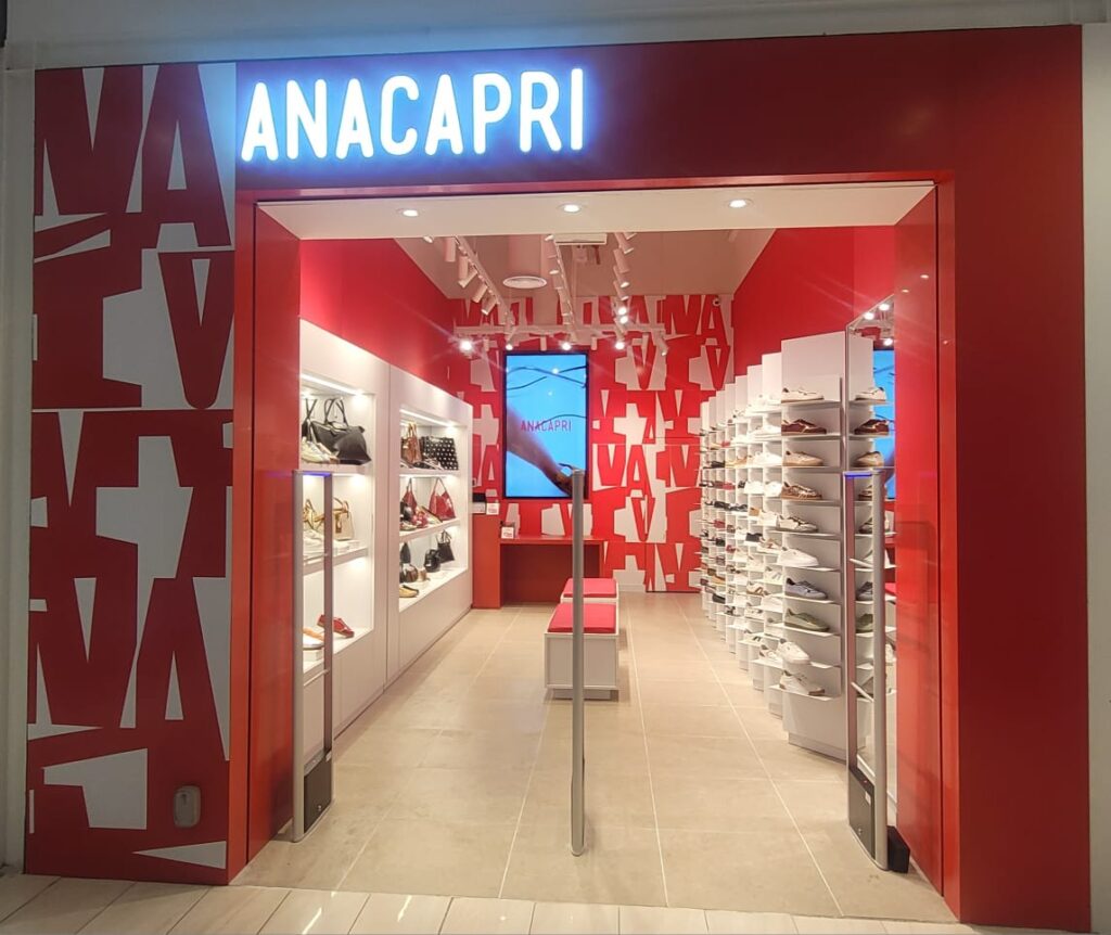 Tienda-Anacapri-2-1024x862 Comodidad y estilo: Anacapri trae su esencia brasileña a Chile
